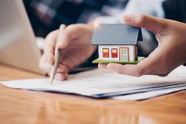 Đặt cọc và mua bán 