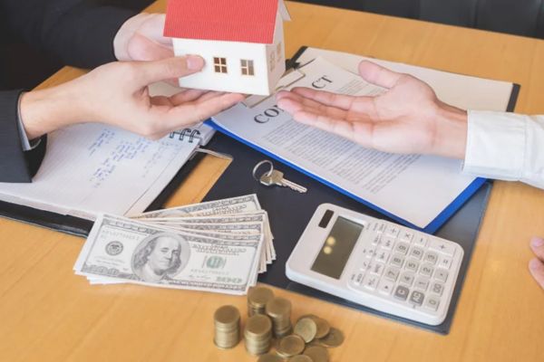 Thuế chuyển nhượng bất động sản