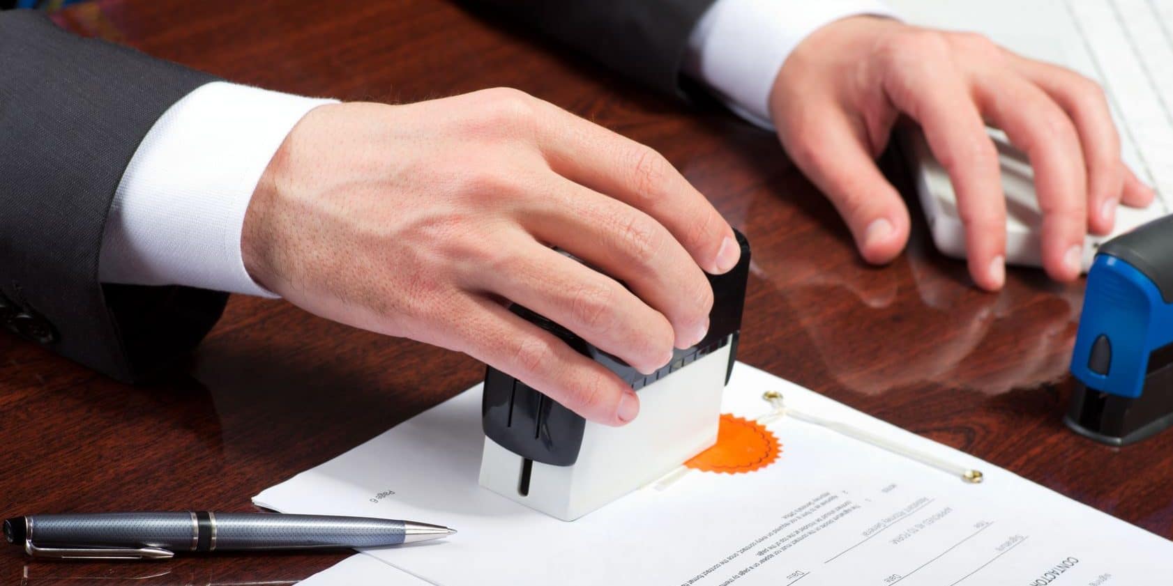 bồi thường khi hủy văn bản công chứng