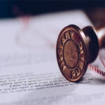 Hợp đồng đặt cọc mua bán nhà đất vô hiệu dù đã công chứng image