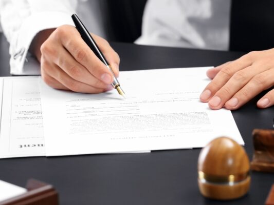 Công chứng hợp đồng