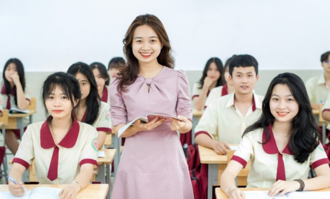 Cấm dạy tiếng Anh