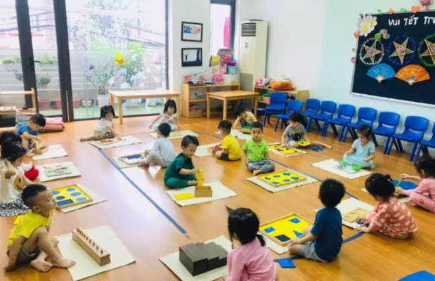 Trẻ mầm non tư thục