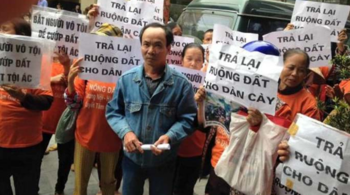 Khiếu nại đất đai
