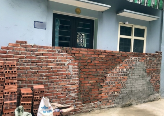 Xây nhà bịt cửa sổ nhà hàng xóm