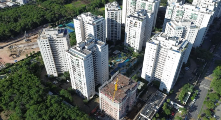 Chung cư bị dột