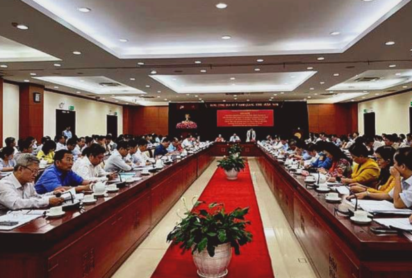 Cán bộ
